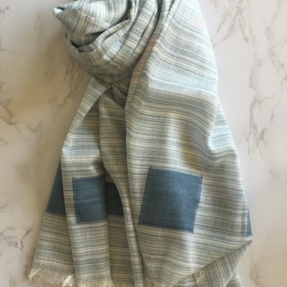 Scarf - Picture 2 of 3